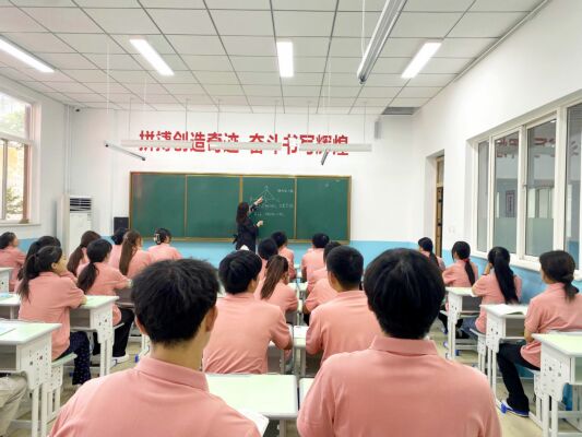 暑假集訓(xùn)營重磅來襲 暑假集訓(xùn)營重磅來襲