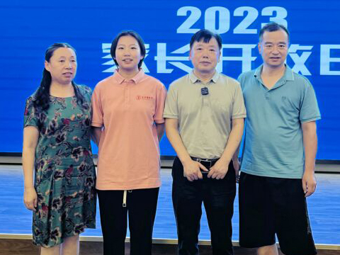 攜手與共，突飛猛進(jìn)！王后雄精品補(bǔ)習(xí)是如何做到讓家長(zhǎng)都豎起大拇指？